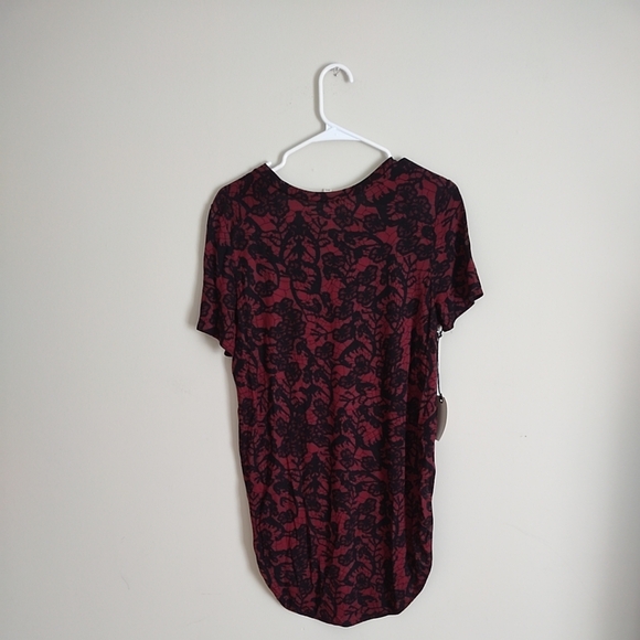 Wilfred Red and Black Floral Top - Picture 7 of 7